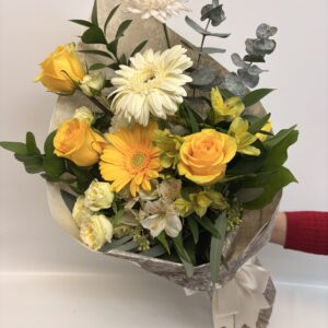 Bouquet Radieux (JG-98-26) $85 (Couleur jaune, rose ou mixed)